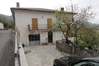 Casale in vendita, Via Madonna del Piano, Contigliano