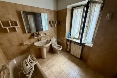 Casa Indipendente in vendita, Via Cristoforo Colombo, Borgosatollo