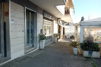 Negozio in affitto, Via Flaminia, Roma