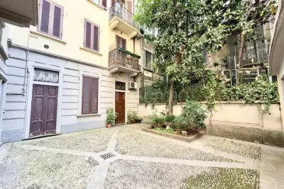 Casa in vendita, Via Plinio, Milano