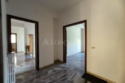 Casa in vendita, Via Montereale 2, L'Aquila