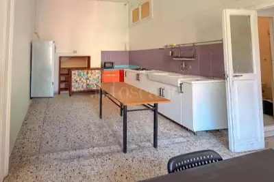 Casa in vendita, Largo Regina Coeli, Napoli