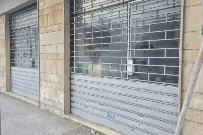 Negozio in affitto, Via Vezzia, Avezzano