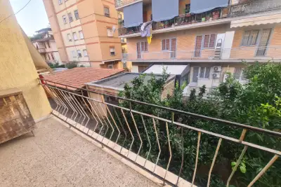 Casa in vendita, Via S. Pellico, Pomezia