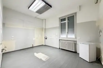 Casa in vendita, Via Zurigo, Milano