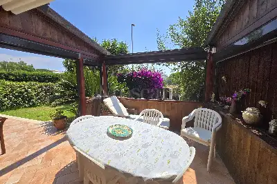 Villino a Schiera in vendita, Via delle Begonie, Santa Marinella