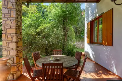 Villa in vendita, Via Marconi, Lavena Ponte Tresa