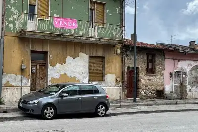 Casa Indipendente in vendita, Via San Francesco, Avezzano