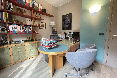 Casa in vendita, Via Alessandro Volta, Milano