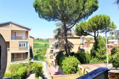 Casa in vendita, Via Gradoli, Roma