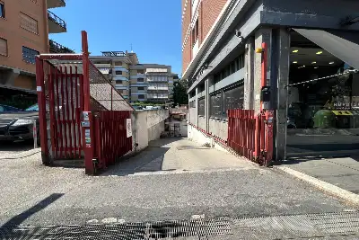 Box in vendita, Via Ugo Ojetti, Roma