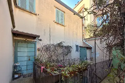 Casa in vendita, Via Pietro Maroncelli 7, Milano