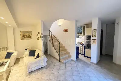 Villa Plurifamiliare in vendita, Via Ovodda, Fiumicino