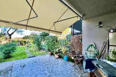 Villino a Schiera in vendita, Via Lombardia, Lonato del Garda