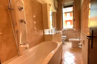 Casa in vendita, Viale Zara, Milano