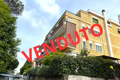 Casa in vendita, Via Sant'Arcangelo di Romagna, Roma