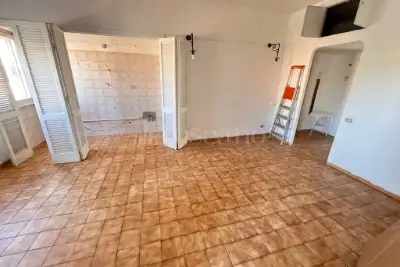 Casa in vendita, Via Gradoli, Roma