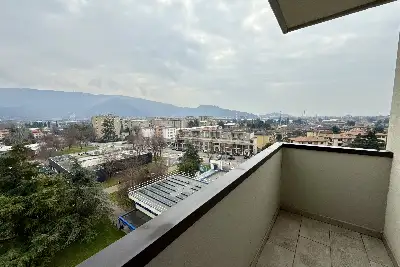 Casa in vendita, Via Casazza, Brescia