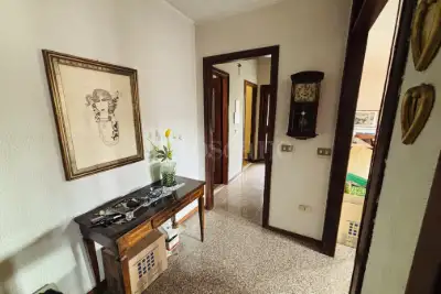 Casa in vendita, Via Vittorio Locchi, Brescia