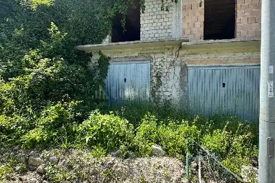 Casa Indipendente in vendita, Via Canistro, Capistrello