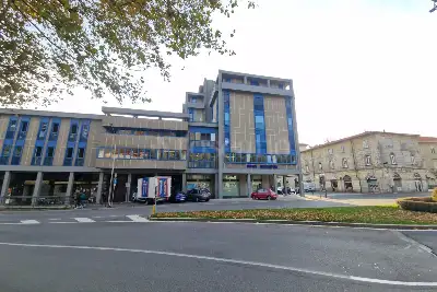 Casa in vendita, Piazzale Camerlata, Como