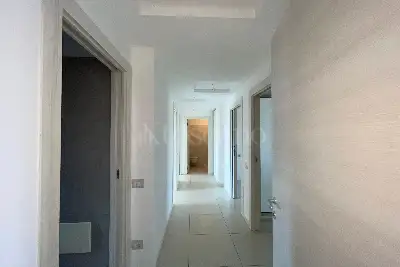 Casa in vendita, Via Cosenz , Milano