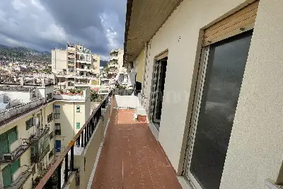 Casa in vendita, Viale Regina Elena, Messina