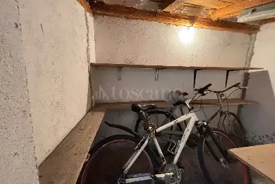 Cantina in vendita, Via Broccaindosso, Bologna