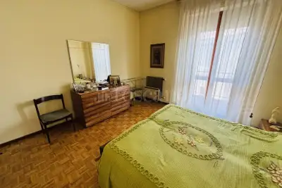Casa in vendita, Via Vittorio Locchi, Brescia