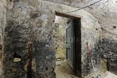 Garage in vendita, Via di  pantaneto, Siena