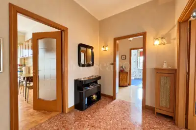 Casa in vendita, Via ai Pini, Lecco