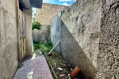 Casa Indipendente in vendita, Via Mazzini 18, Ossi