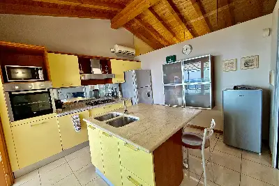 Villa in vendita, Via Mezzane, Villanuova sul Clisi