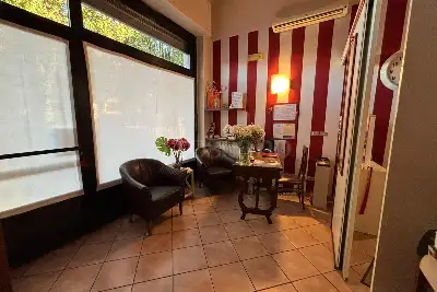 Attività Commerciale in vendita, Via M. Buonarroti, Monza