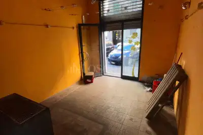 Negozio in vendita, Via Bonifacio, Genova