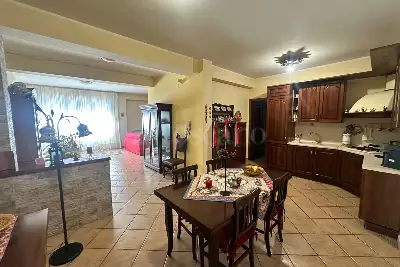 Villa in vendita, Via C. Colombo, San Pietro Clarenza