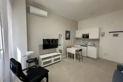 Casa in vendita, Via Giacinto Bruzzesi, Milano