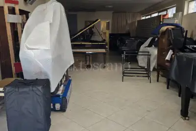 Magazzino in vendita, Via Ferruccio Parri, Avezzano