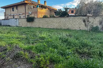 Edificabile Residenziali in vendita, Via Carife , Roma