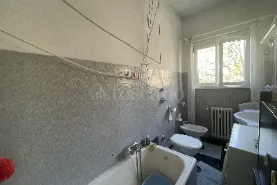 Casa in vendita, Via Giambellino, Milano