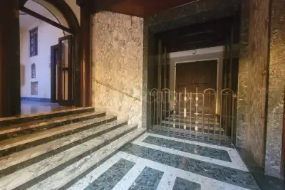 Casa in vendita, Via Federico Ozanam, Milano
