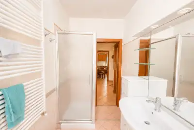 Casa in vendita, Via N. Tirale, Lonato del Garda
