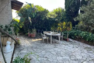 Villa in vendita, Via Reggio Emilia, Mentana