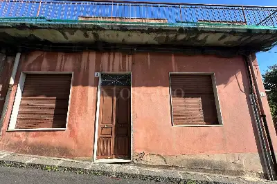 Casa Indipendente in vendita, Via Enrico Fermi, Aci Castello