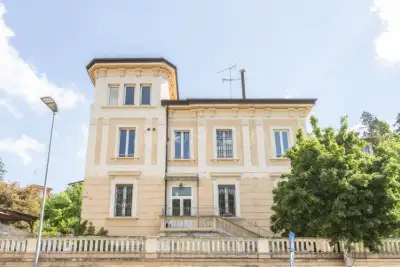 Villa in vendita, Via San Mamolo, Bologna