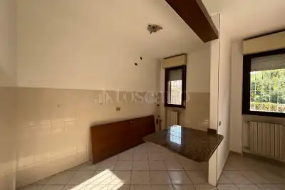 Casa in vendita, Via Montesuello, Desenzano del Garda