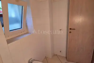 Negozio in vendita, Via IV Novembre, Loreto Aprutino