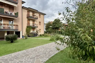 Casa in vendita, Via Luigi Gadola, Brescia