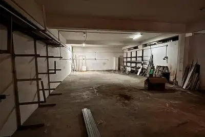 Magazzino in affitto, Piazza Molara, Palermo