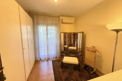 Villino a Schiera in vendita, Via Mar della Cina, Roma